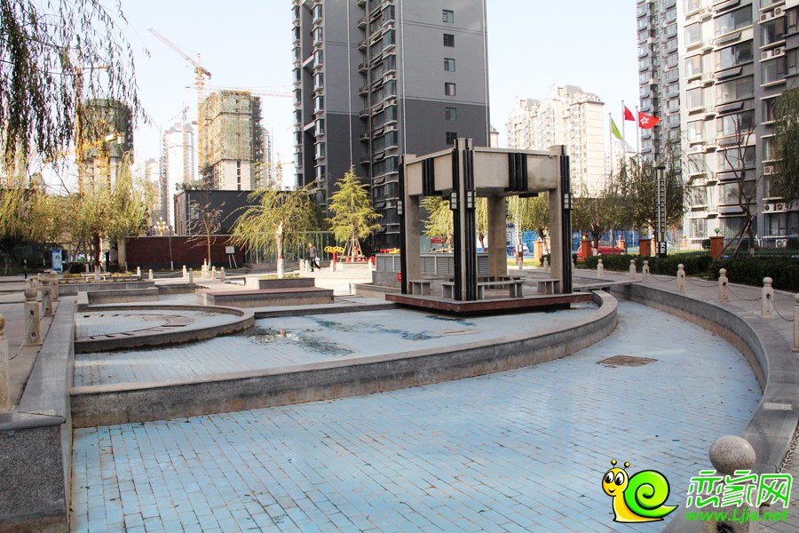 萬浩儷城東區(qū)最新房價，時代印記與城市的脈動