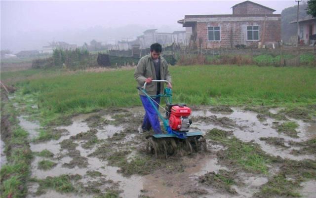 廣西汽牛最新型微耕機(jī)，革新農(nóng)業(yè)技術(shù)，助力高效耕作時代前進(jìn)