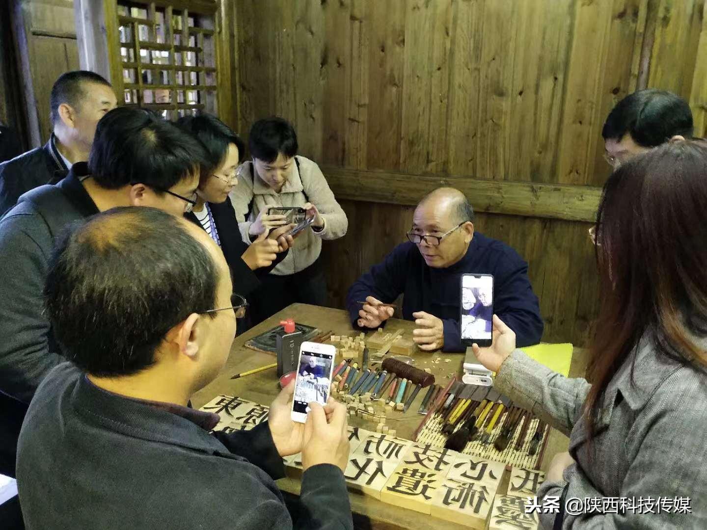 運(yùn)動(dòng)場館燈具 第226頁