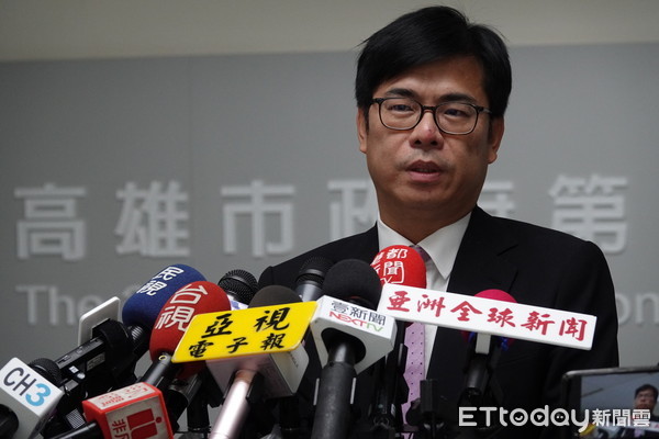 高雄市長最新科技產品亮相介紹