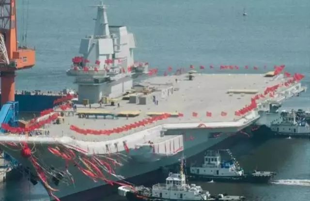 國產航母巨輪破浪前行，最新動態(tài)揭秘時代進展