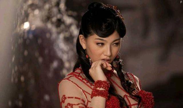 肉蒲團女演員的勵志之旅，變化、自信與成就感的探索