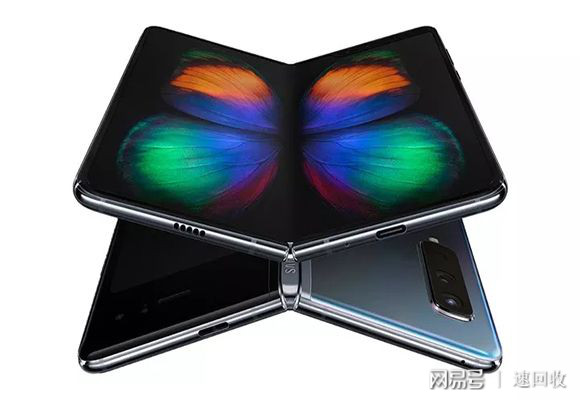 折疊手機全面指南，上市時間及最新動態(tài)揭秘