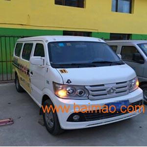 西寧包車價格行情探秘，小巷獨特之旅的包車費用解析