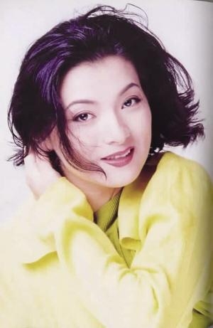 80后女演員的心靈之旅，探尋自然美景中的內心寧靜