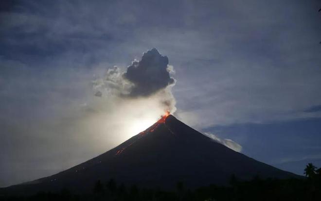 富士山火山動(dòng)態(tài)更新，追尋內(nèi)心平靜的旅行之旅