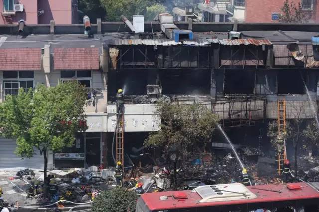 杭州爆炸事件最新圖片，溫馨日常小故事回顧