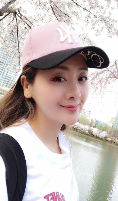臀部打針視頻，文化現(xiàn)象的深度解讀與探討