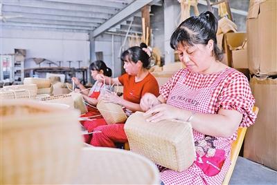 安吉小巷深處的隱藏版特色小店驚艷亮相，最新新聞報(bào)道