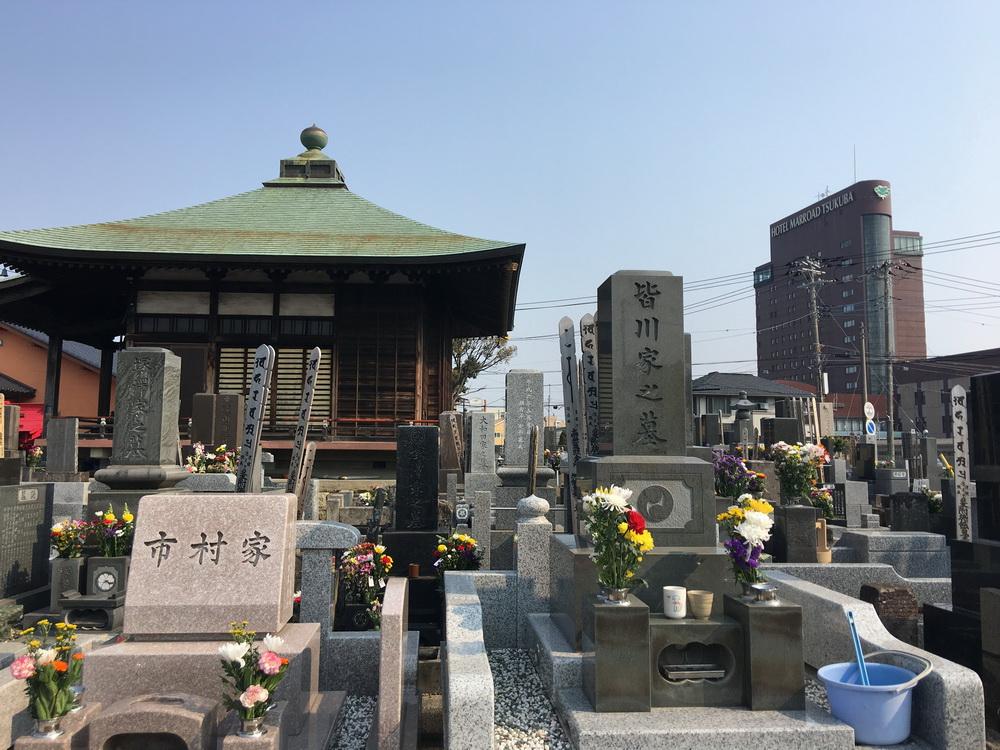 最新墓地圖片與小徑特色小店，探尋安寧之地的獨(dú)特韻味