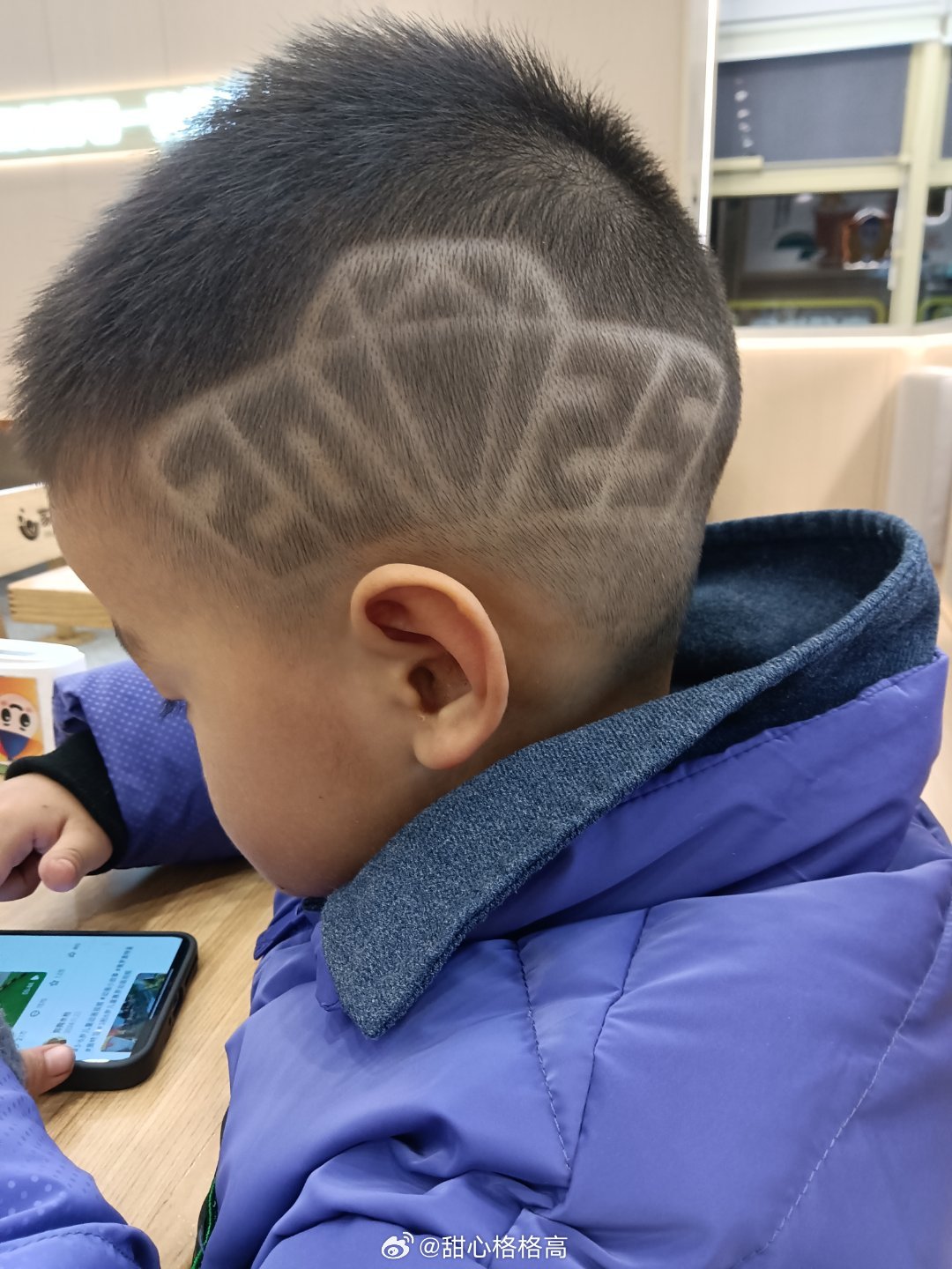 小杰的潮流之旅，最新兒童發(fā)型男的友情故事與發(fā)型風(fēng)采
