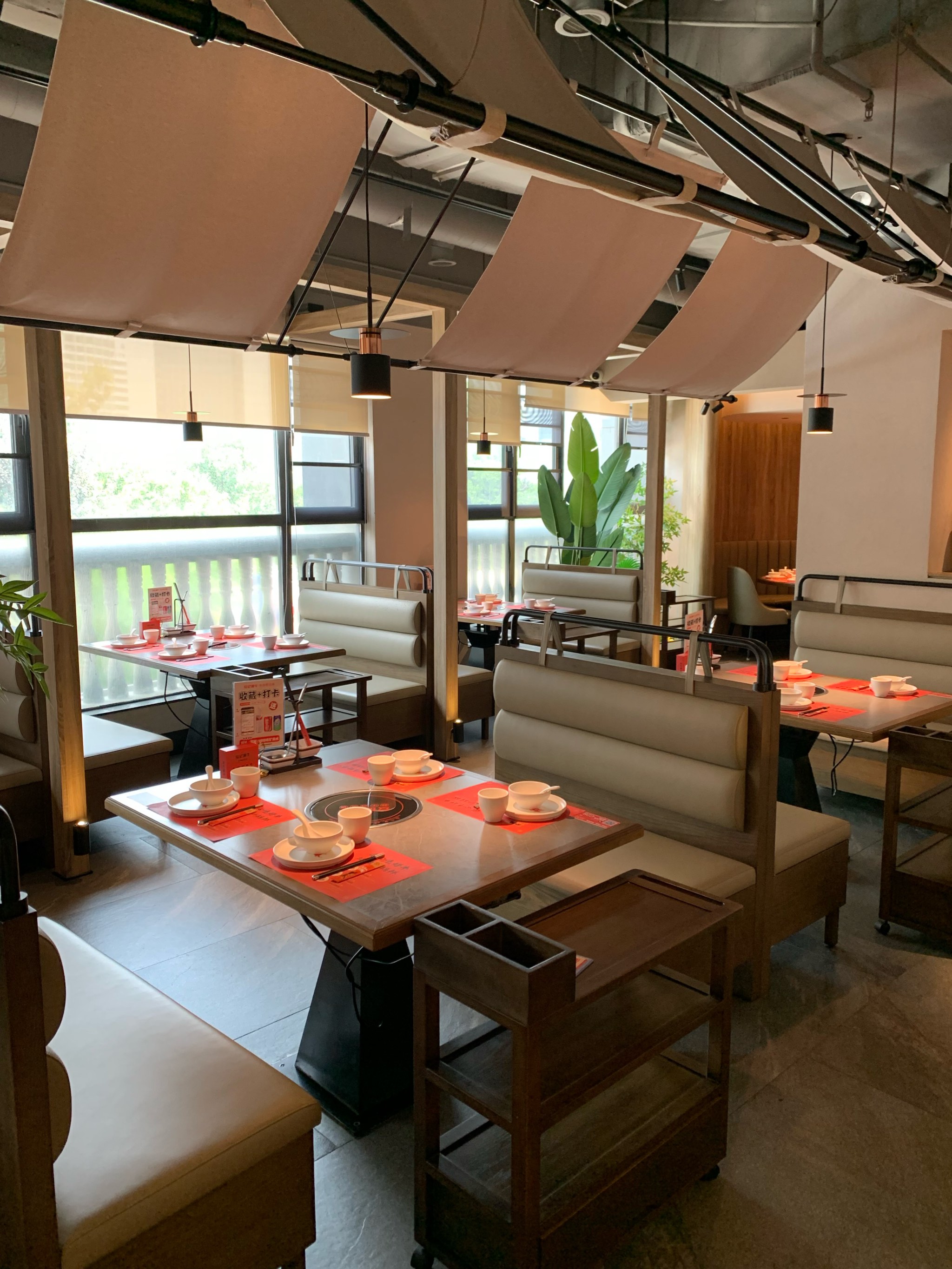 ??餐廳新動態(tài)揭秘，美食新風(fēng)尚引領(lǐng)味蕾盛宴！