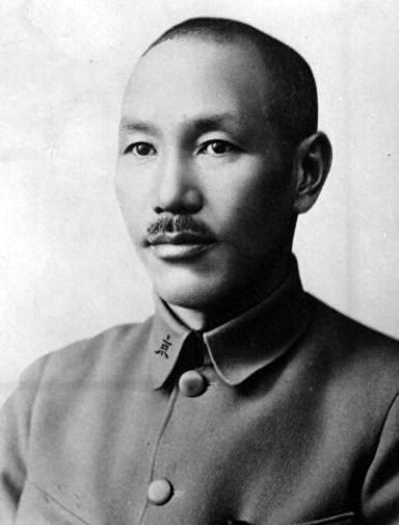 權(quán)力風云掀起熱議風暴，最新動態(tài)引領(lǐng)討論潮流