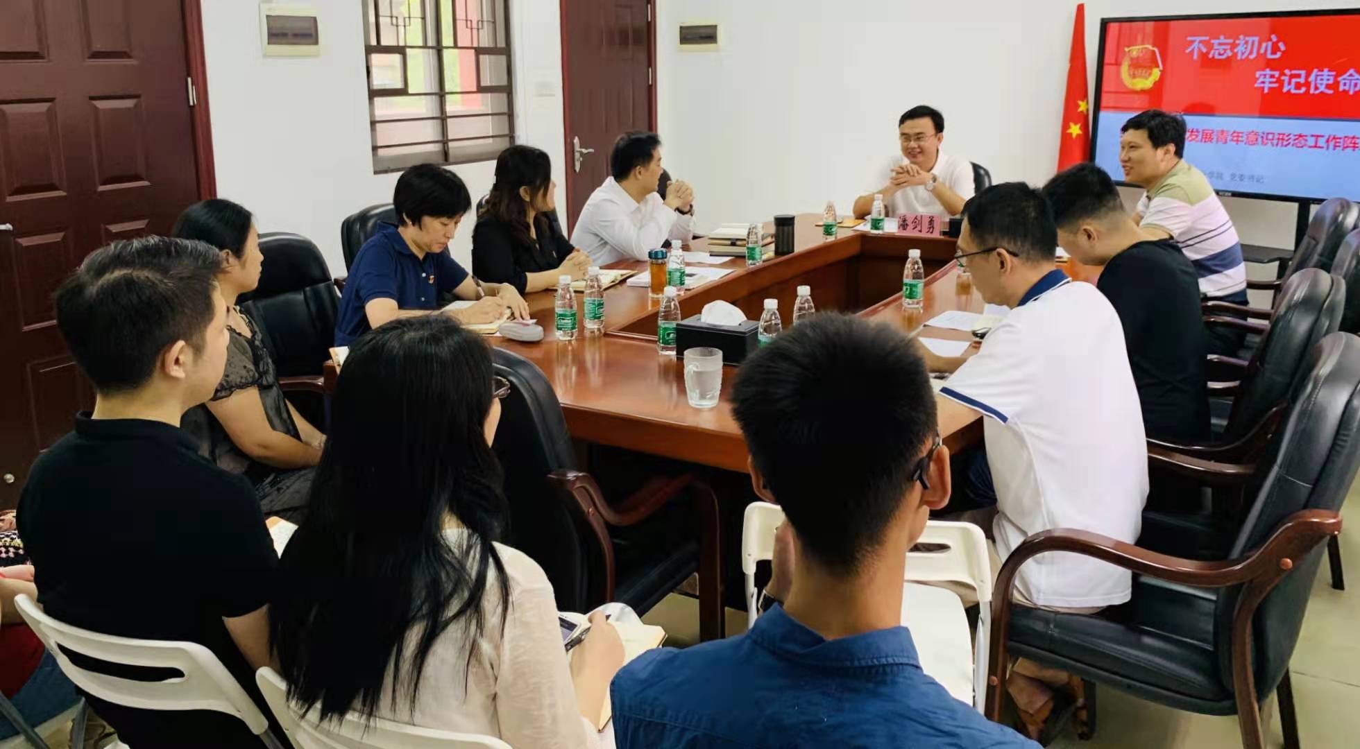 自然美景之旅，黨團課最新與內(nèi)心的平和寧靜探尋