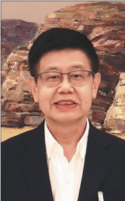 劉明忠新職務(wù)引領(lǐng)科技革新，前沿高科技產(chǎn)品新篇章體驗(yàn)