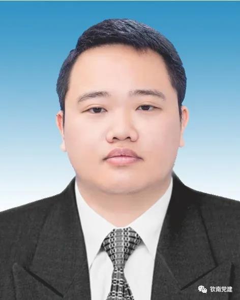 科技革新引領(lǐng)未來，最新區(qū)干部任職公示揭示智慧藍(lán)圖