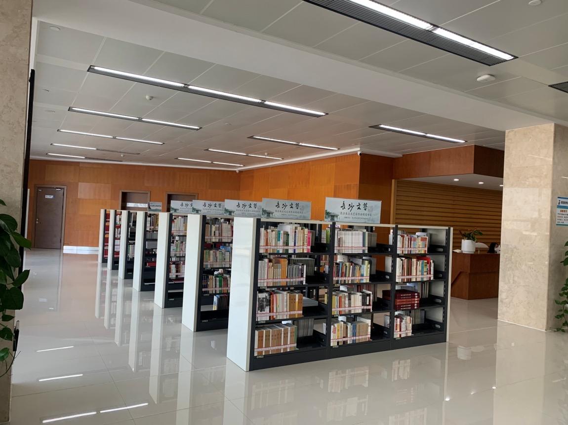 何頓最新作品，引領(lǐng)你進入獨特的文學(xué)之旅