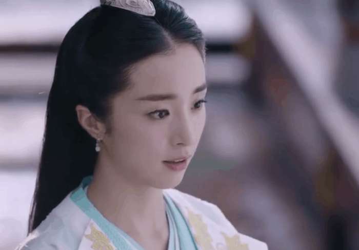 昇華的愛，時(shí)代印記下的深情厚意